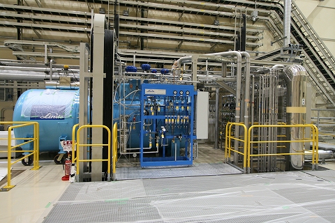 Large components handling room