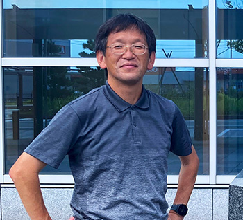 加速器ディビジョン 小栗 英知先生